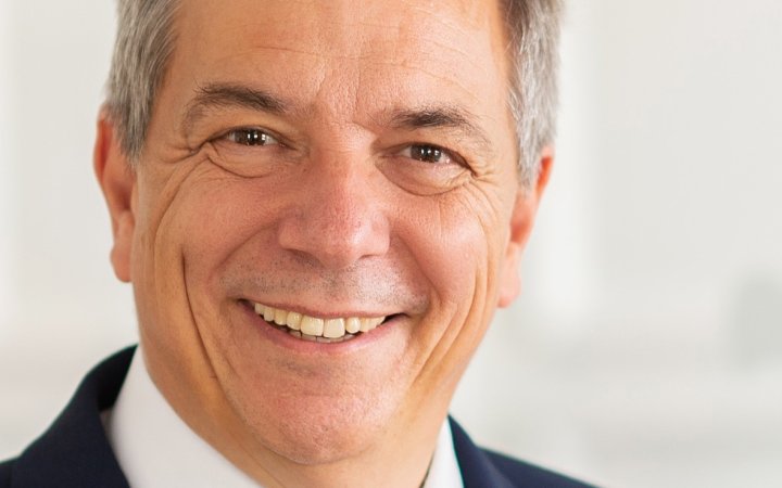 Gert-Uwe-Mende.
