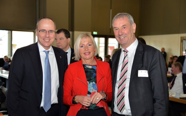 Peter Beuth; Kristina Sinemus und Ulrich Künkel.
