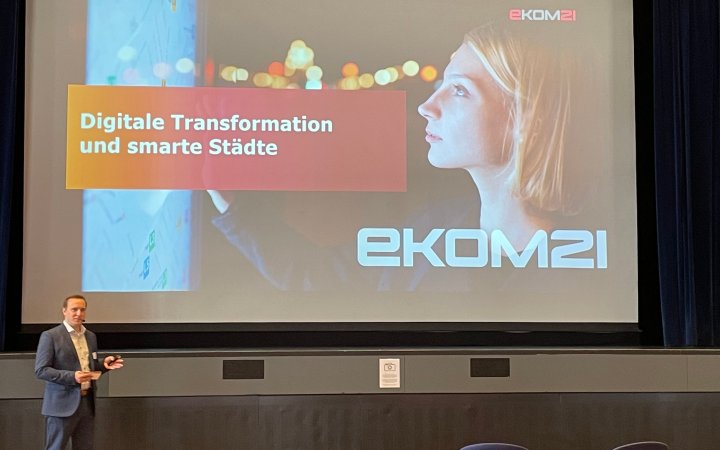 Präsentation während des Digitatages in Neu-Isenburg.
