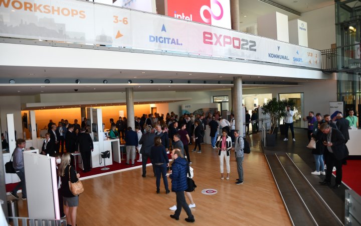 Außenbereich der expo 2022.
