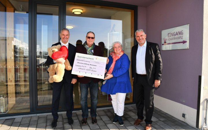 ekom21-Geschäftsführer Ulrich Künkel; Bertram Huke und Matthias Drexelius sowie Anja Eli-Klein.