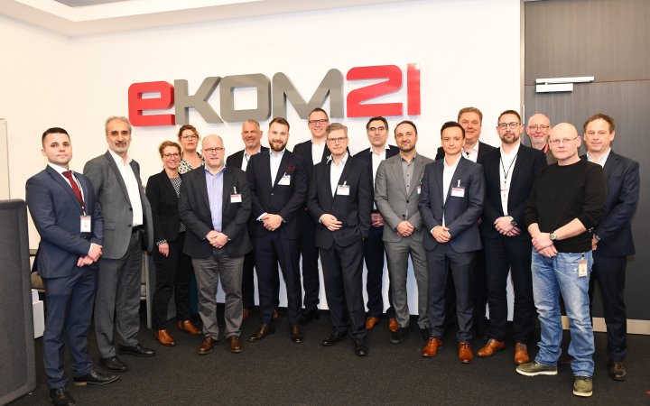 Gruppe von ekom21-Mitarbeitenden.